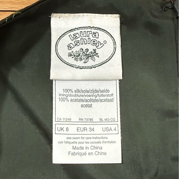 VTG Laura Ashley Forest Green Silk Skirt & Tank Set Embroidered Floral Size 4 - Picture 11 of 11